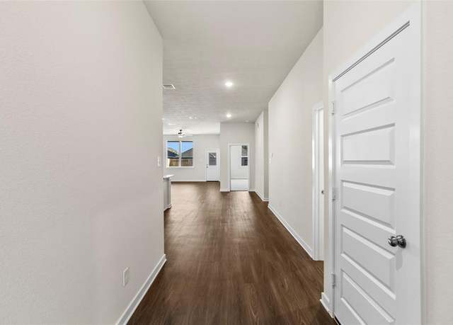 Property at 2944 Palominos Way, Conroe, TX 77301, 4 beds, 3 baths