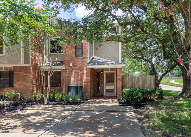 Property at 3802 Knollcrest Dr, Montgomery, TX 77356, 2 beds, 2.5 baths