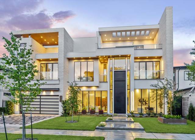 Property at 310 E Cowan Dr, Houston, TX 77007, 5 beds, 6.5 baths