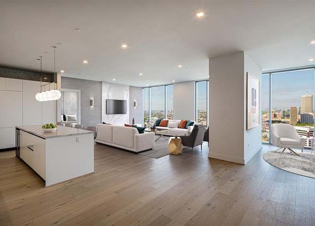 Property at 1711 Allen Pkwy #2602, Houston, TX 77019, 2 beds, 2.5 baths