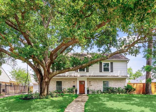 Property at 14406 Chadbourne Dr, Houston, TX 77079, 4 beds, 3.5 baths