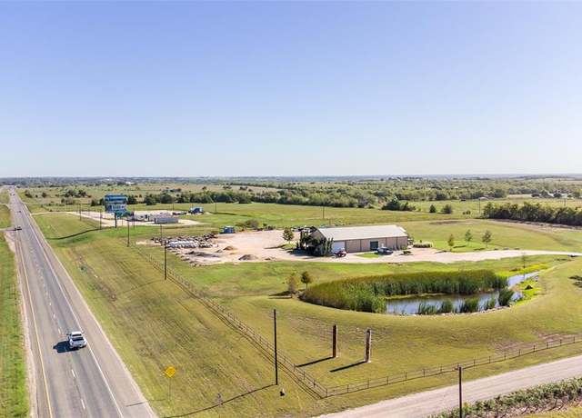 Property at 75 Memory Ln, Burton, TX 77835, 3 beds, 1.5 baths