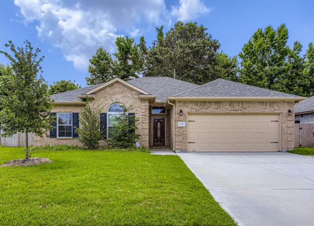 Property at 418 Pebble Dr, Dayton, TX 77535, 3 beds, 2 baths