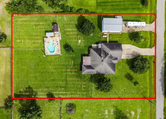 Property at 21214 Creek Rd, Manvel, TX 77578, 4 beds, 2 baths