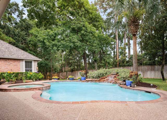 Property at 8977 Willow Springs Ln, Conroe, TX 77302, 4 beds, 4.5 baths