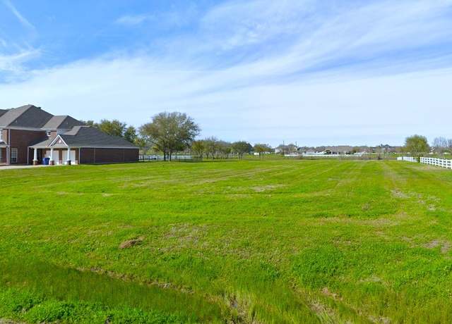 Property at 6007 Sagamore Bay Ln, Richmond, TX 77469