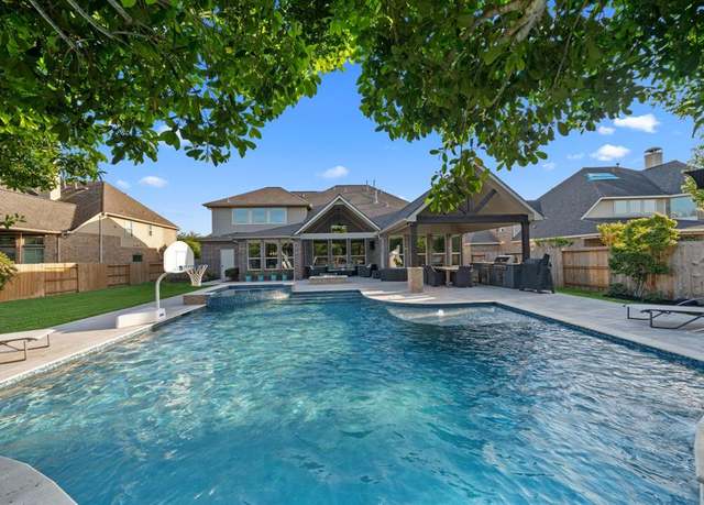 Property at 26330 Andrew Arbor Ct, Cypress, TX 77433, 4 beds, 4.5 baths
