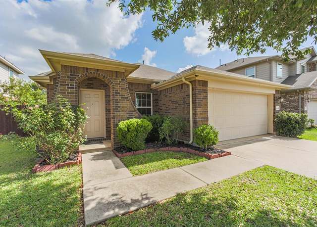 Property at 9609 Landon Lake Dr, Pearland, TX 77584, 3 beds, 2 baths
