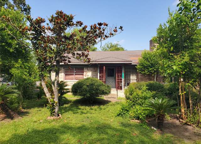 Property at 8713 Autumn Ln, Houston, TX 77016, 3 beds, 1 bath