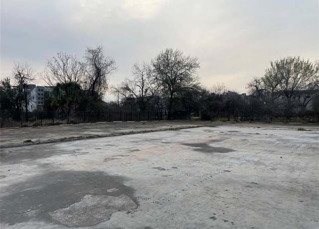 Property at 3402 Emancipation Ave, Houston, TX 77004
