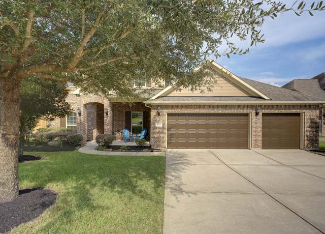 Property at 2003 Doolan Dr, Conroe, TX 77301, 5 beds, 3 baths