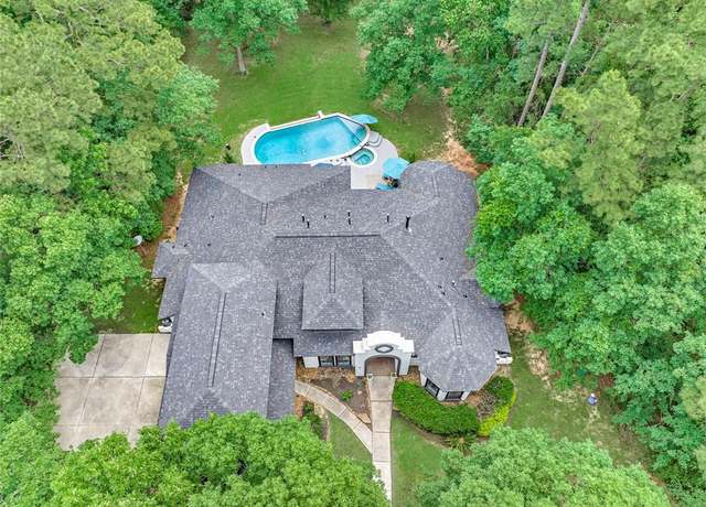 Property at 15471 Castlebrook Ct, Montgomery, TX 77316, 5 beds, 4 baths