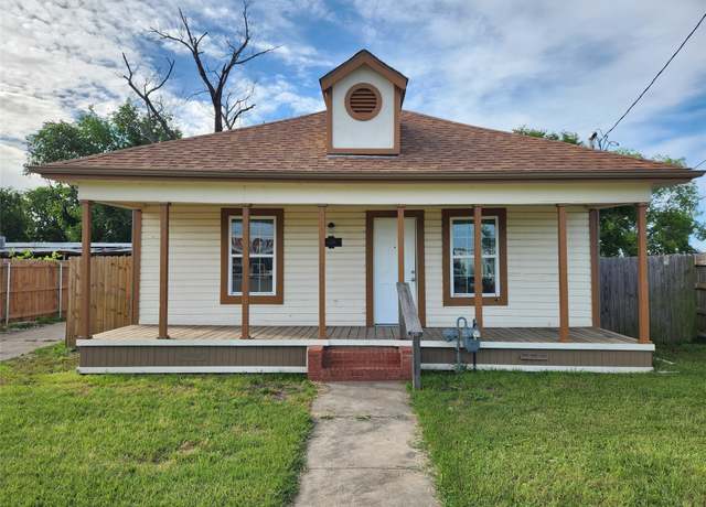 Property at 609 Martin Luther King Jr Blvd, Corsicana, TX 75110, 3 beds, 1.5 baths
