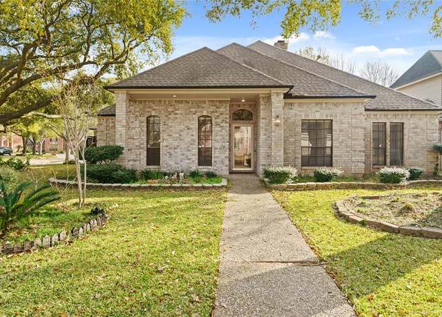 Property at 1015 Flagmore Dr, Katy, TX 77450, 4 beds, 3 baths