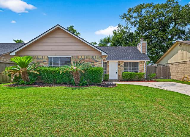 Property at 12307 Kings Chase Dr, Houston, TX 77044, 2 beds, 2 baths