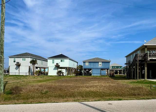 Property at 982 Tidelands Dr, Crystal Beach, TX 77650