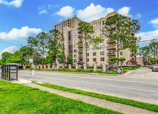 Property at 661 Bering Dr #704, Houston, TX 77057, 2 beds, 2 baths
