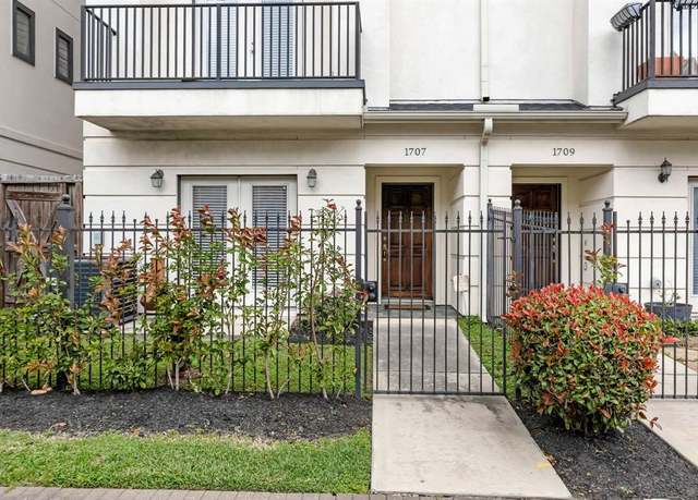 Property at 1707 Mcgowen St, Houston, TX 77004, 3 beds, 3.5 baths