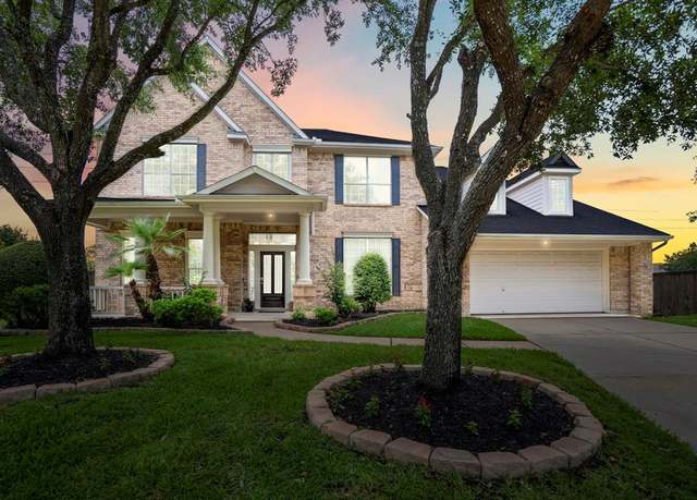 Property at 10522 Kirkwell Manor Ct, Spring, TX 77379, 6 beds, 3.5 baths
