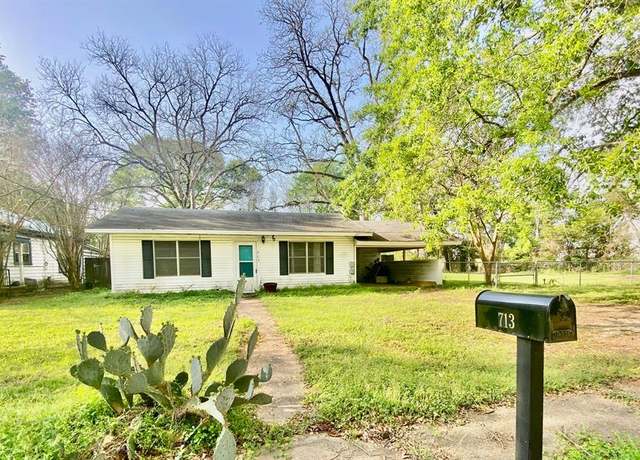 Property at 713 Lamar Ave, Crockett, TX 75835, 2 beds, 1 bath