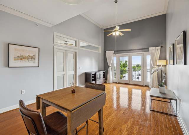 Property at 1010 Rosine St #408, Houston, TX 77019, 1 bed, 1.5 baths