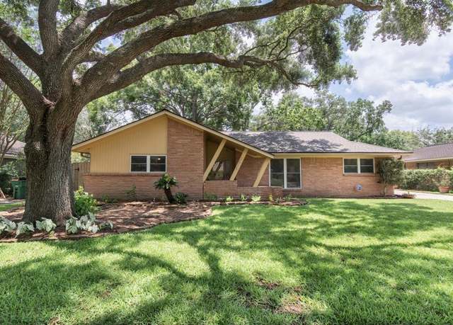 Property at 5611 Spellman Rd, Houston, TX 77096, 4 beds, 2 baths