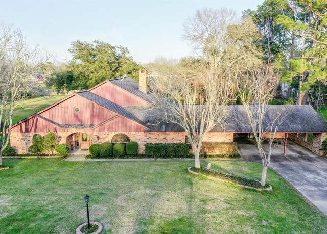 Property at 435 Old Wharton Rd, East Bernard, TX 77435, 5 beds, 4 baths