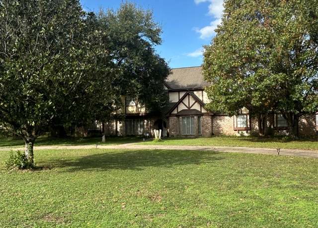 Property at 17622 Queenslake Dr, Cypress, TX 77429, 4 beds, 3 baths