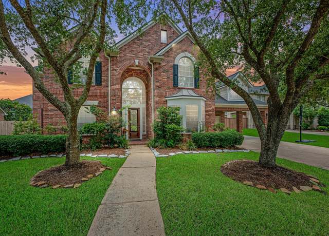 Property at 2517 Mountain Falls Ct, Friendswood, TX 77546, 4 beds, 3.5 baths