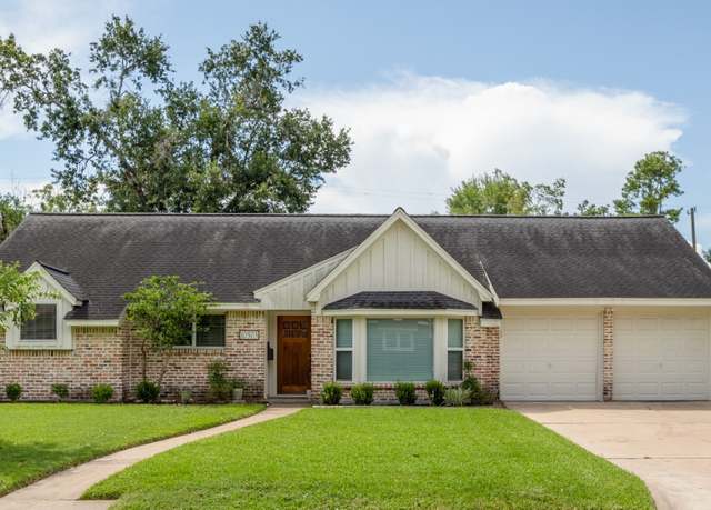 Property at 10503 Timberoak Dr, Houston, TX 77043, 4 beds, 2 baths