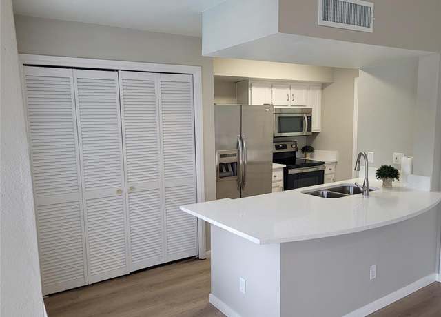 Property at 2300 Old Spanish Trl #2136, Houston, TX 77054, 1 bed, 1 bath
