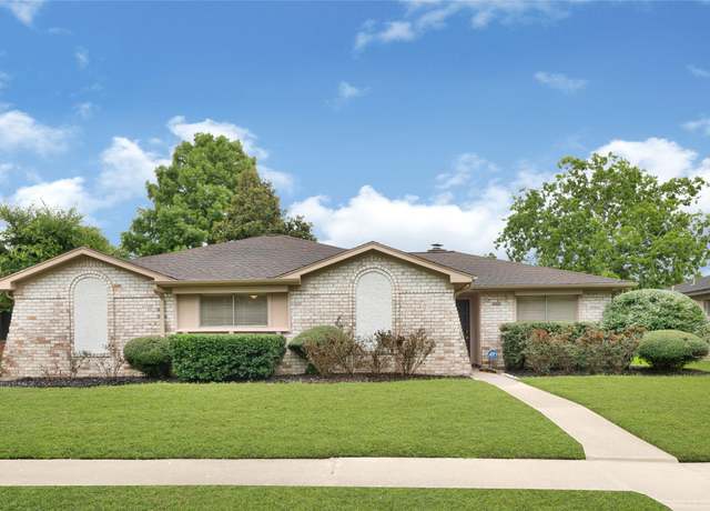 Property at 9306 Claridge Dr, Houston, TX 77031, 4 beds, 2 baths