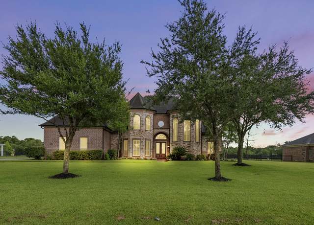 Property at 9030 Royal Crest Ln, Richmond, TX 77469, 5 beds, 4.5 baths