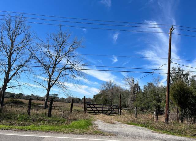 Property at 1320 Avenue L, Santa Fe, TX 77510
