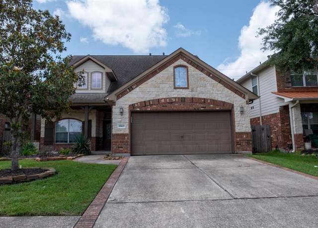 Property at 28627 Lockeridge View Dr, Spring, TX 77386, 5 beds, 3 baths