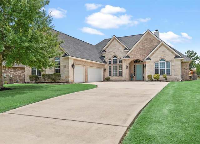 Property at 231 N Waterstone Dr, Montgomery, TX 77356, 4 beds, 3.5 baths