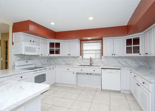 Property at 7750 Green Lawn Dr, Houston, TX 77088, 3 beds, 2 baths