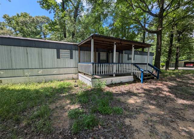 Property at 429 Goldenrod, Livingston, TX 77351, 3 beds, 2 baths