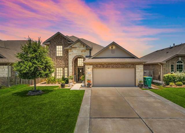 Property at 623 Liberty Pines Ln, La Marque, TX 77568, 4 beds, 2.5 baths