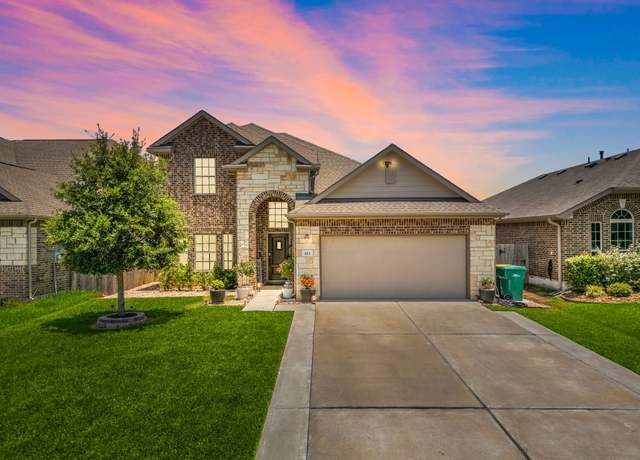 Property at 623 Liberty Pines Ln, La Marque, TX 77568, 4 beds, 2.5 baths