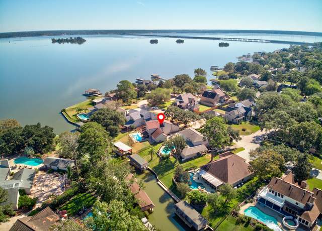 Property at 8307 Amber Cove Dr, Atascocita, TX 77346, 4 beds, 2.5 baths