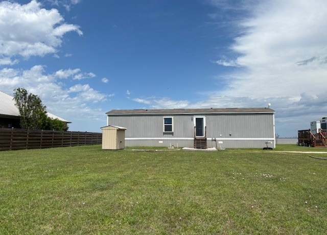Property at 231 High Bluff Dr, Port Lavaca, TX 77979, 2 beds, 2 baths