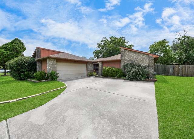 Property at 6714 Addicks Clodine Rd, Houston, TX 77083, 3 beds, 2 baths