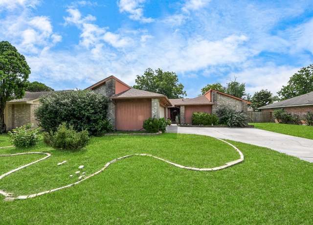 Property at 6714 Addicks Clodine Rd, Houston, TX 77083, 3 beds, 2 baths