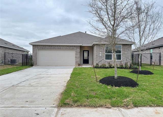 Property at 13419 Harbor Point Dr, Texas City, TX 77568, 3 beds, 2 baths