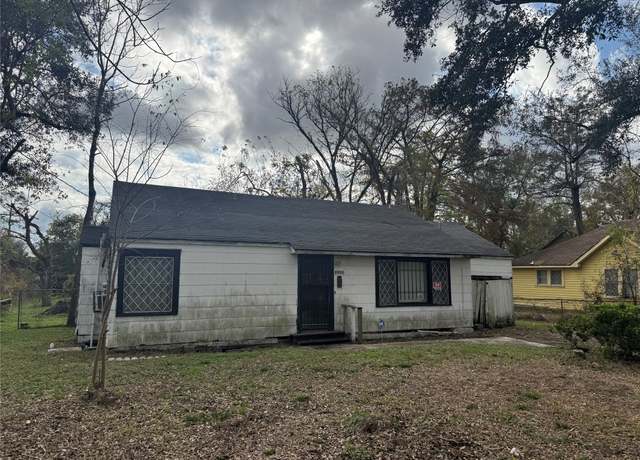 Property at 3008 Bostic St, Houston, TX 77093, 3 beds, 1 bath