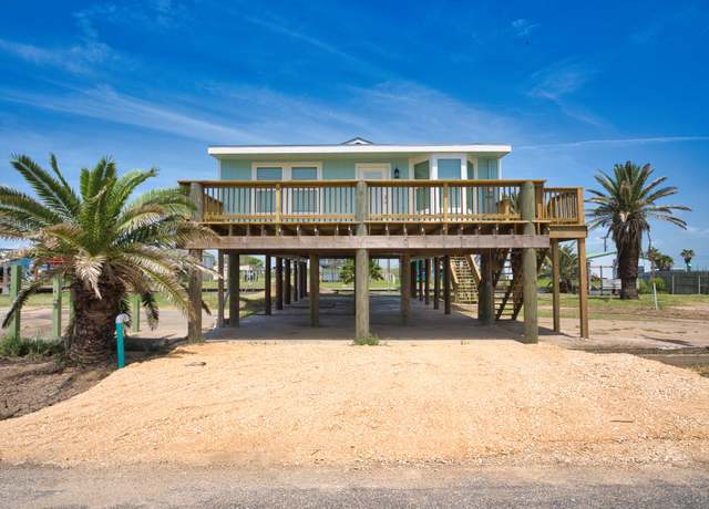 Property at 255 County Road 209 Gulfview N, Sargent, TX 77414, 3 beds, 2 baths