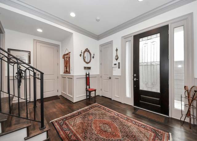 Property at 403 W Pierce St, Houston, TX 77019, 4 beds, 4.5 baths