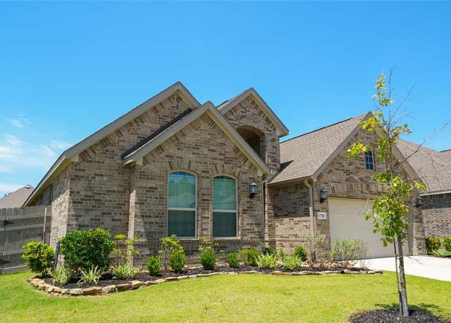 Property at 17750 Misty Brook Ln, Conroe, TX 77302, 4 beds, 2.5 baths
