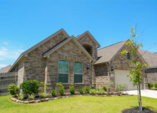 Property at 17750 Misty Brook Ln, Conroe, TX 77302, 4 beds, 2.5 baths